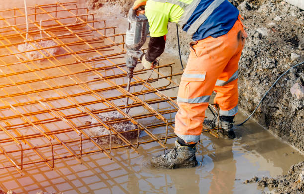 Best Best Concrete Contractor  in Kronenwetter, WI